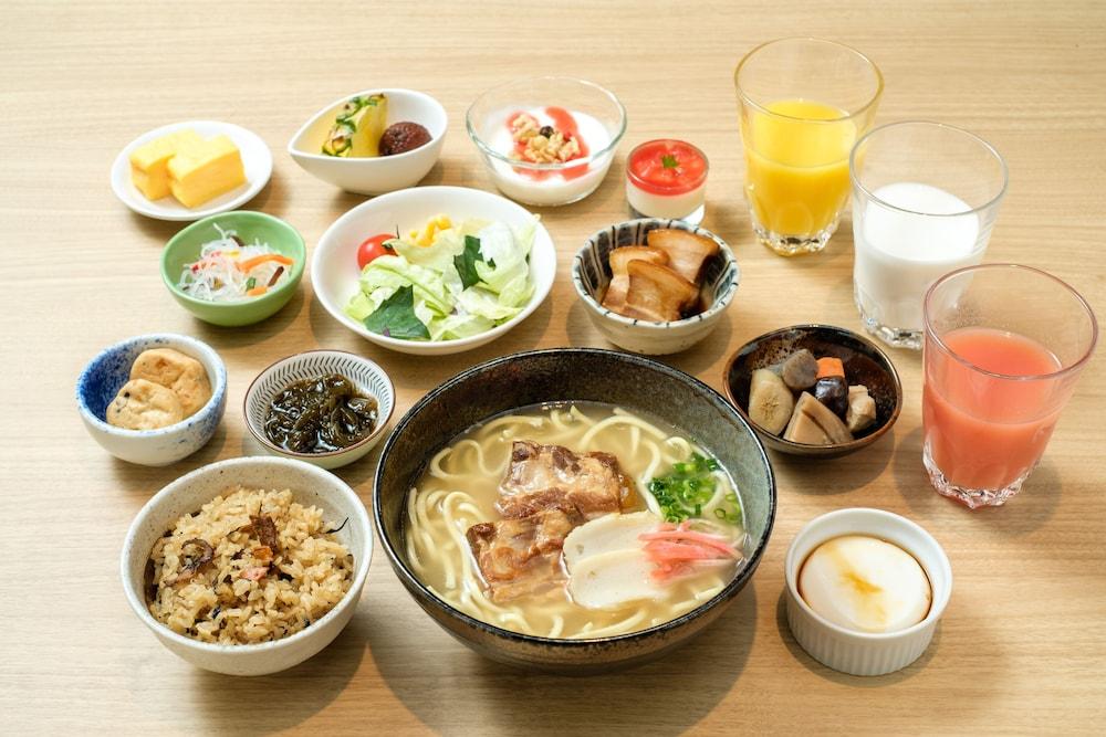 里士满那霸久茂地酒店 外观 照片